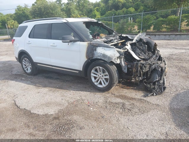 2017 FORD EXPLORER XLT - 1