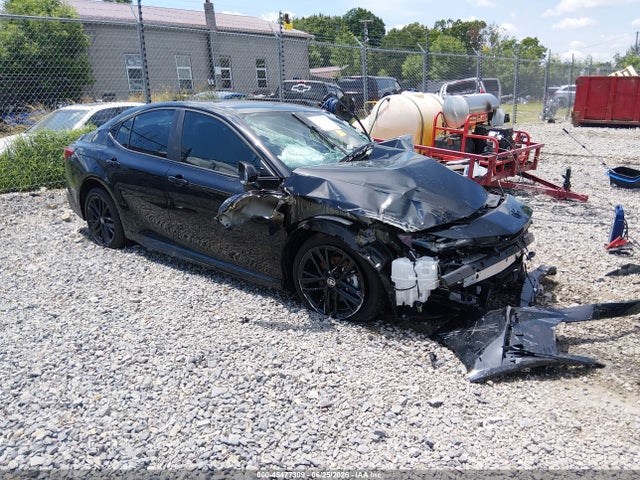 2026 TOYOTA CAMRY SE - 1