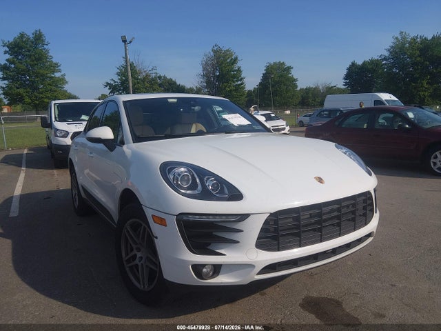 2018 PORSCHE MACAN - 1