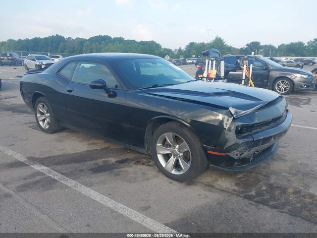 2019 DODGE CHALLENGER SXT - 1