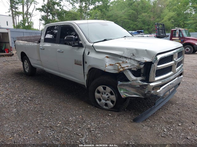 2017 RAM 2500 SLT 4X4 8' BOX - 1