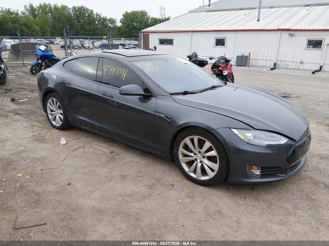2015 TESLA MODEL S - 1