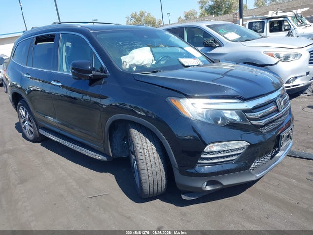 2016 HONDA PILOT TOURING - 1