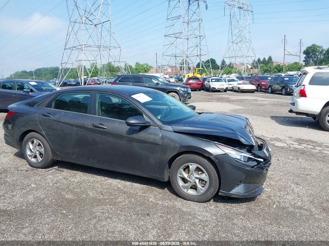 2023 HYUNDAI ELANTRA SE - 1