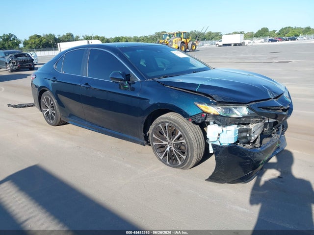 2020 TOYOTA CAMRY SE - 1