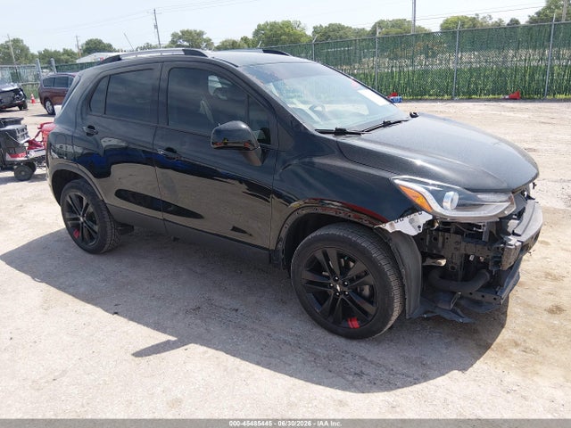 2021 CHEVROLET TRAX AWD LT - 1