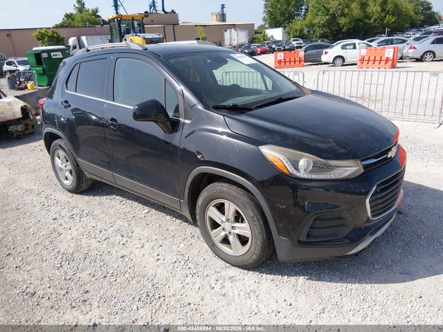 2017 CHEVROLET TRAX LT - 1