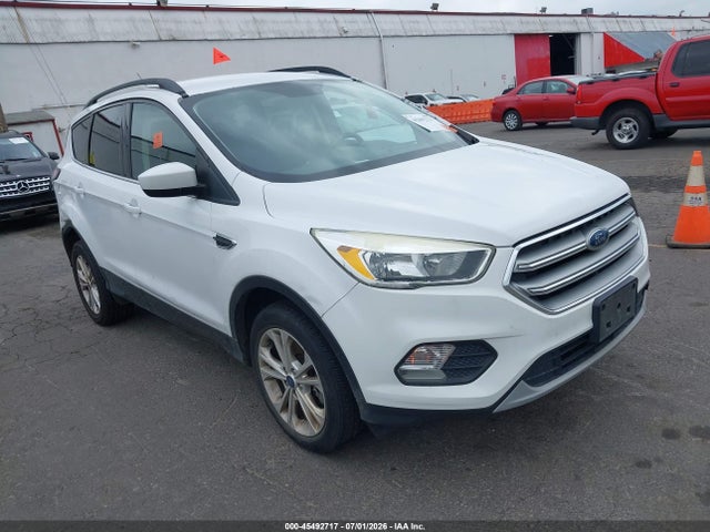 2018 FORD ESCAPE SE - 1