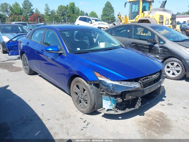 2022 HYUNDAI ELANTRA SEL - 1