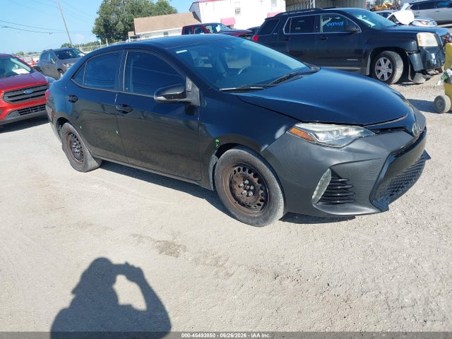 2017 TOYOTA COROLLA SE - 1