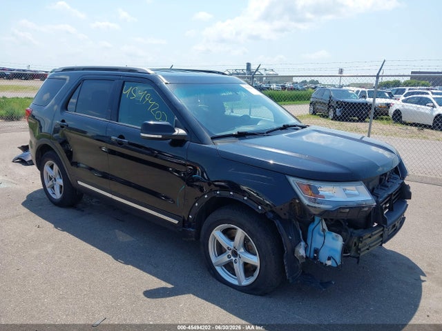 2017 FORD EXPLORER XLT - 1