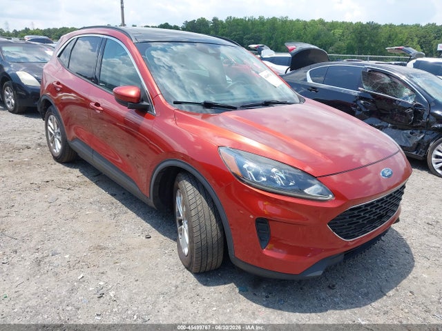 2020 FORD ESCAPE SE - 1