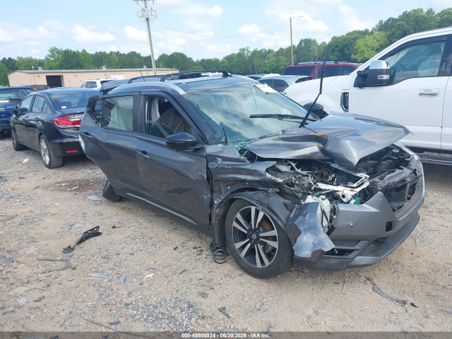 2019 NISSAN KICKS SR - 1