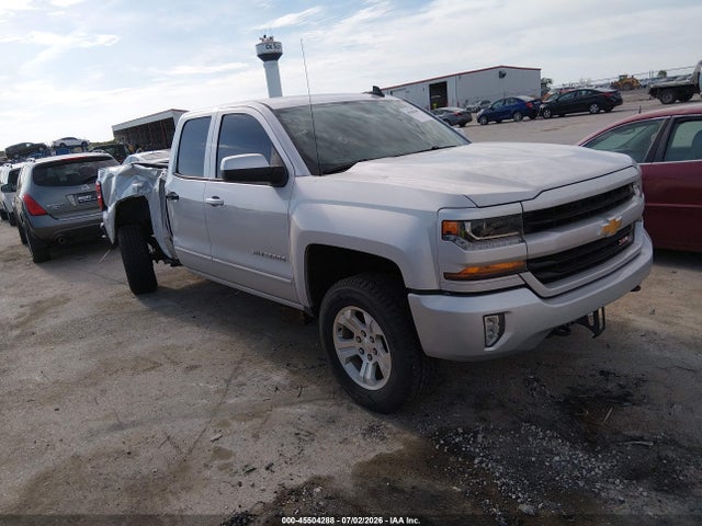 2019 CHEVROLET SILVERADO 1500 LD LT - 1