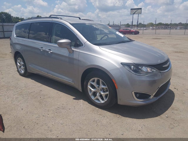 2017 CHRYSLER PACIFICA TOURING-L - 1
