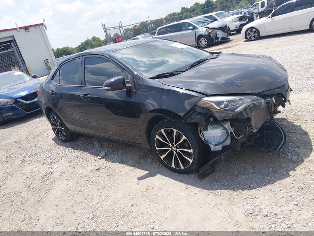 2017 TOYOTA COROLLA SE - 1