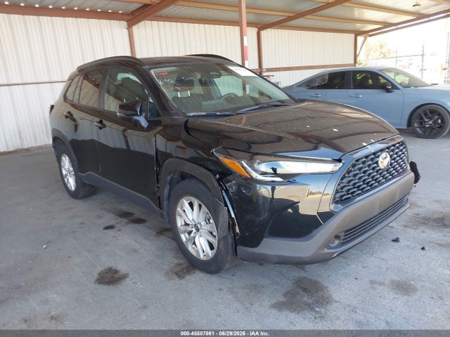 2024 TOYOTA COROLLA CROSS LE - 1
