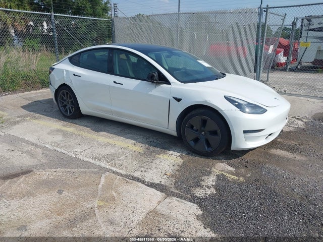 2021 TESLA MODEL 3 STANDARD RANGE PLUS REAR-WHEEL DRIVE - 1