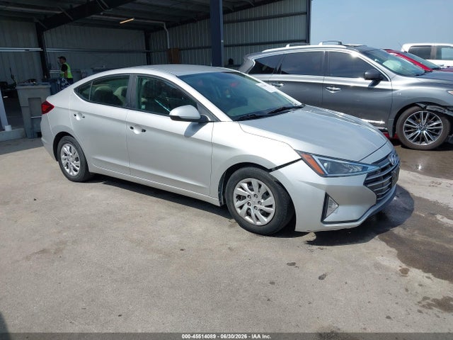 2019 HYUNDAI ELANTRA SE - 1