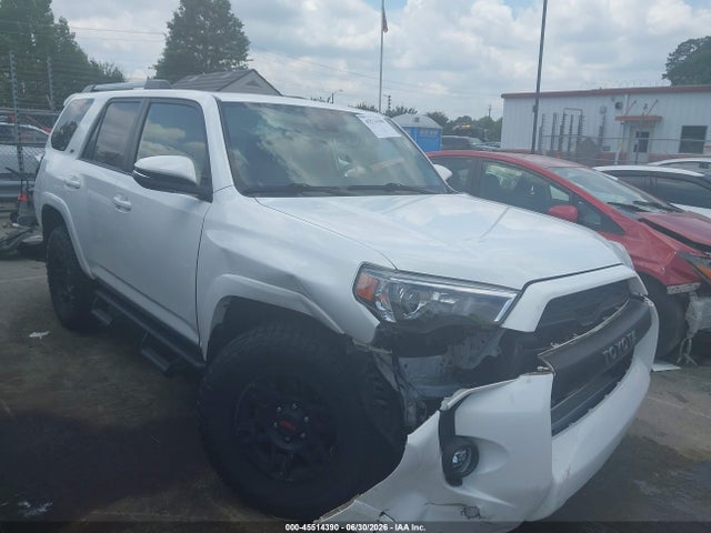 2022 TOYOTA 4RUNNER - 1