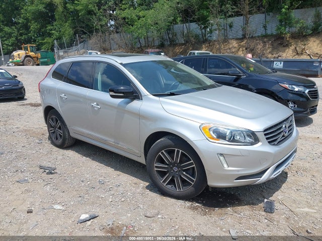 2017 VOLVO XC60 T5 DYNAMIC - 1