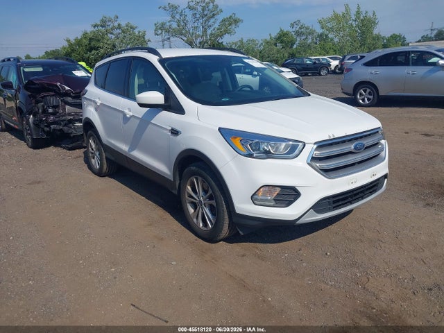 2017 FORD ESCAPE SE - 1