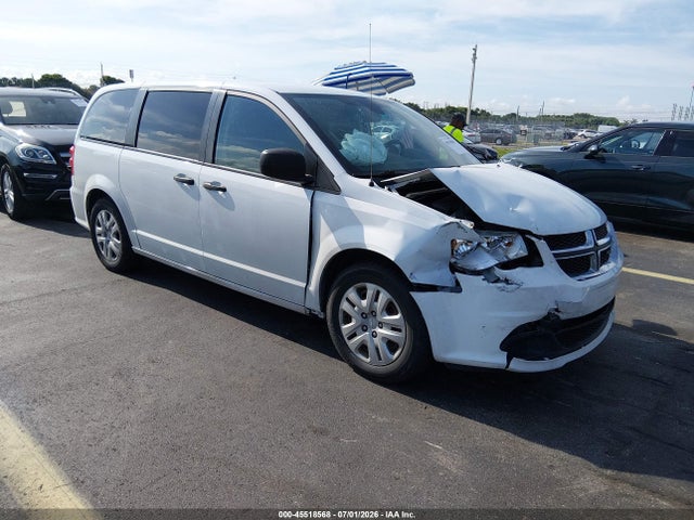 2020 DODGE GRAND CARAVAN SE - 1