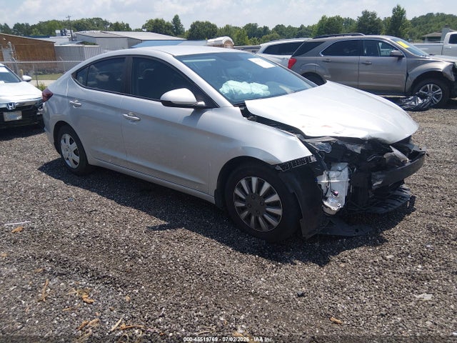 2019 HYUNDAI ELANTRA SE - 1
