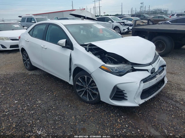 2017 TOYOTA COROLLA SE - 1