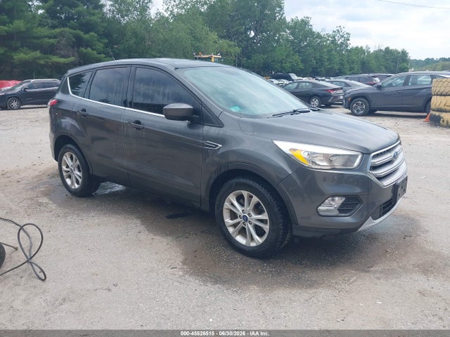 2017 FORD ESCAPE SE - 1