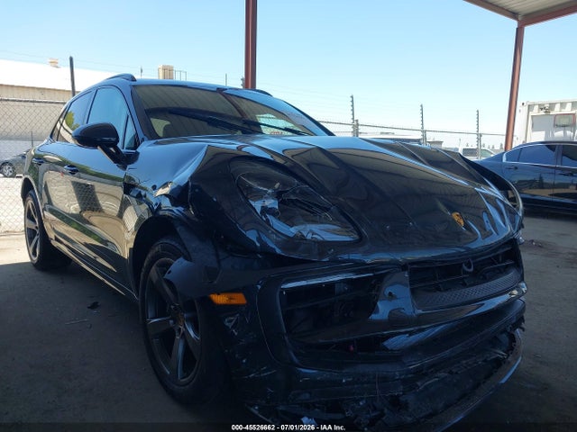 2026 PORSCHE MACAN T - 1