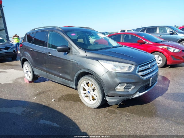 2018 FORD ESCAPE SE - 1