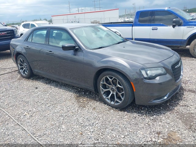 2018 CHRYSLER 300 TOURING - 1