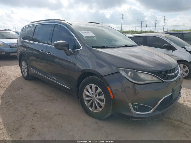 2017 CHRYSLER PACIFICA TOURING-L - 1