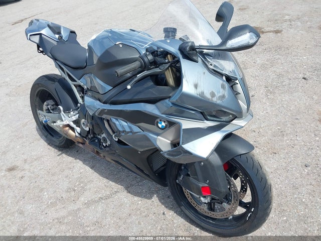 2026 BMW S 1000 RR - 1
