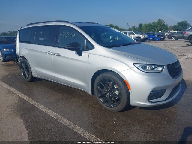 2024 CHRYSLER PACIFICA LIMITED - 1