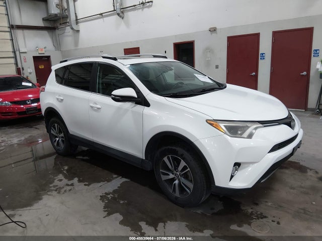2017 TOYOTA RAV4 XLE - 1