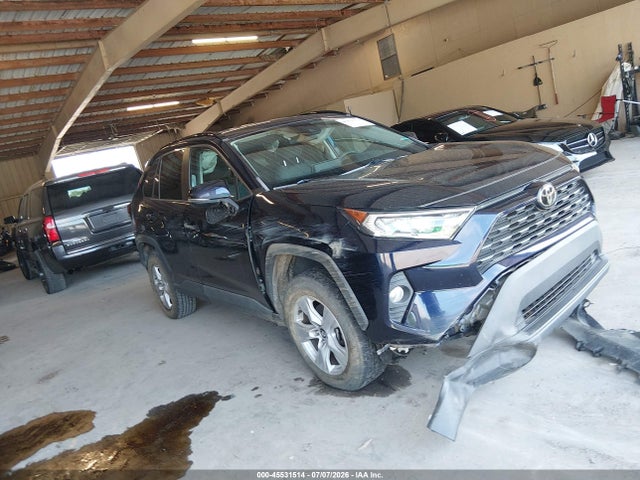 2020 TOYOTA RAV4 XLE - 1