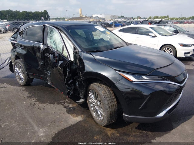 2024 TOYOTA VENZA LIMITED - 1