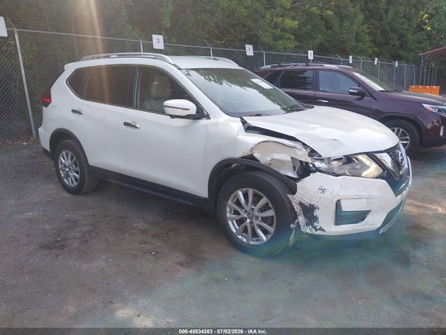 2017 NISSAN ROGUE SV - 1