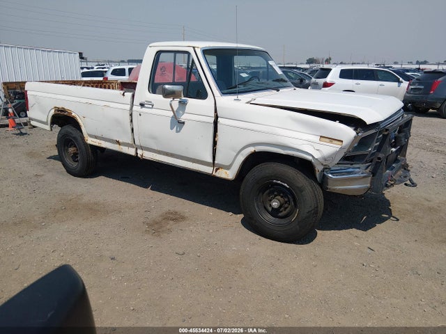 1982 FORD F250 - 1