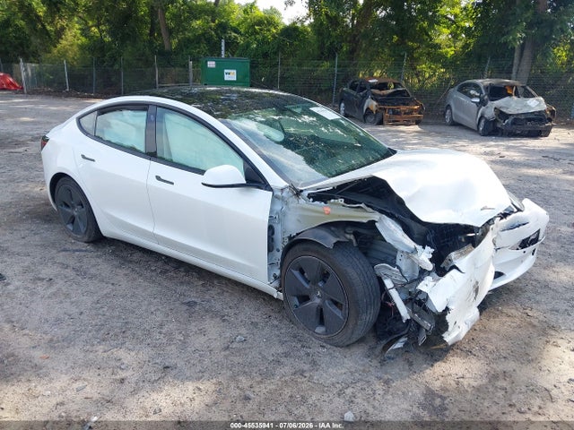 2021 TESLA MODEL 3 STANDARD RANGE PLUS REAR-WHEEL DRIVE - 1