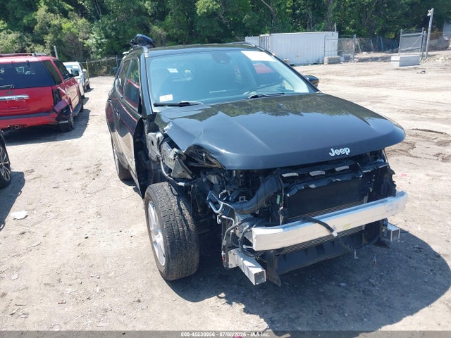 2022 JEEP COMPASS LATITUDE 4X4 - 1