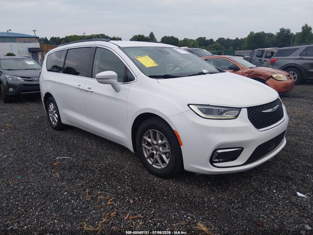 2022 CHRYSLER PACIFICA TOURING L - 1