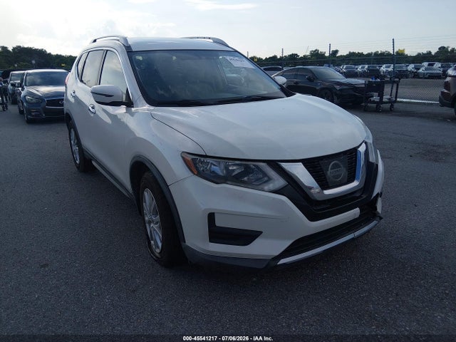 2017 NISSAN ROGUE SV - 1