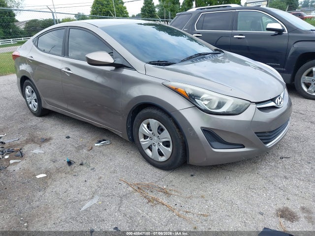 2016 HYUNDAI ELANTRA SE - 1