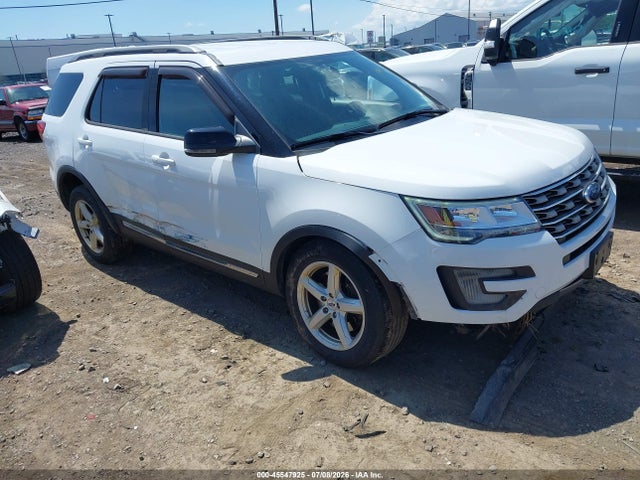 2017 FORD EXPLORER XLT - 1