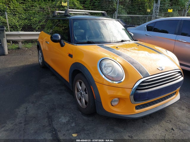 2017 MINI HARDTOP COOPER - 1