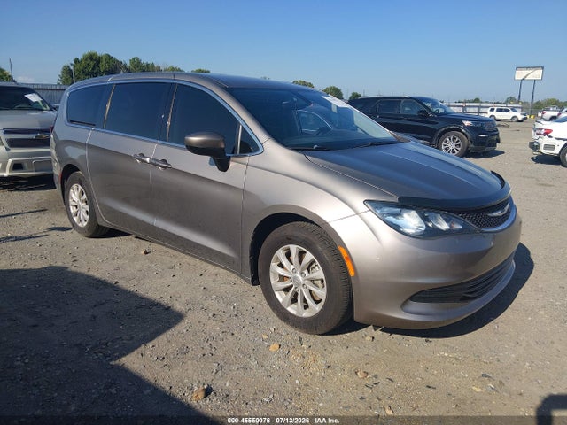 2017 CHRYSLER PACIFICA TOURING - 1