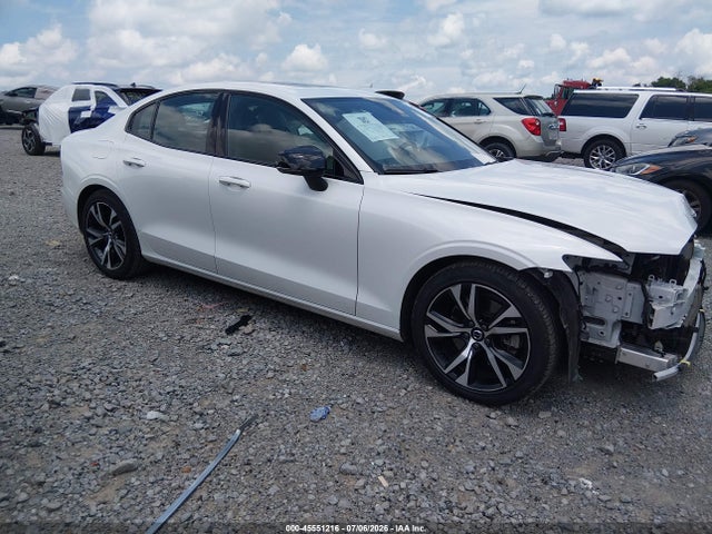 2024 VOLVO S60 B5 CORE DARK THEME - 1